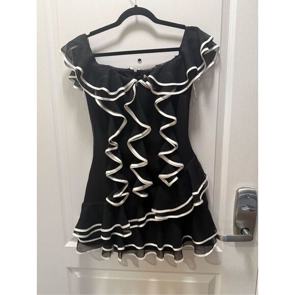 ELLIATT Melissa Tiered Mini Dress Black Wedding Guest Cocktail Party size S NWT - Picture 6 of 6